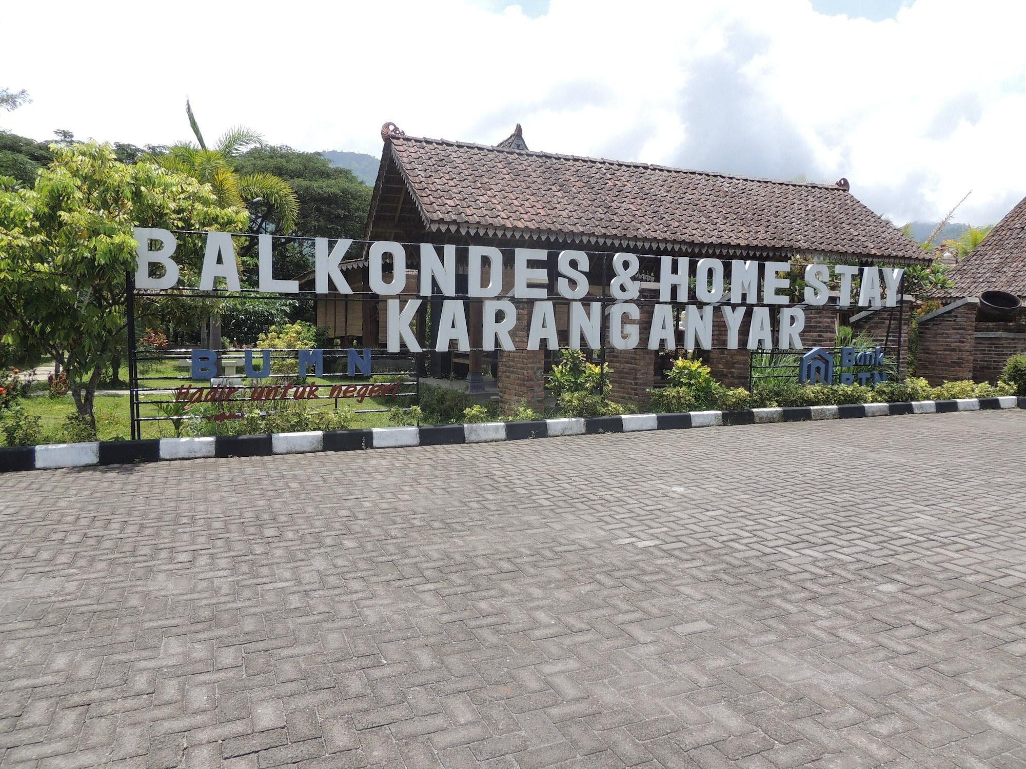Готель Balkondes Karanganyar Pottery Academy Маґеланґ Екстер'єр фото